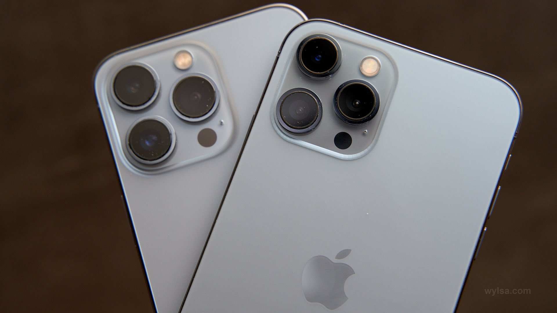Apple iPhone XR в корпусе 13 Pro 64 ГБ Графитовый купить дешево онлайн по  низкой цене в Тольятти